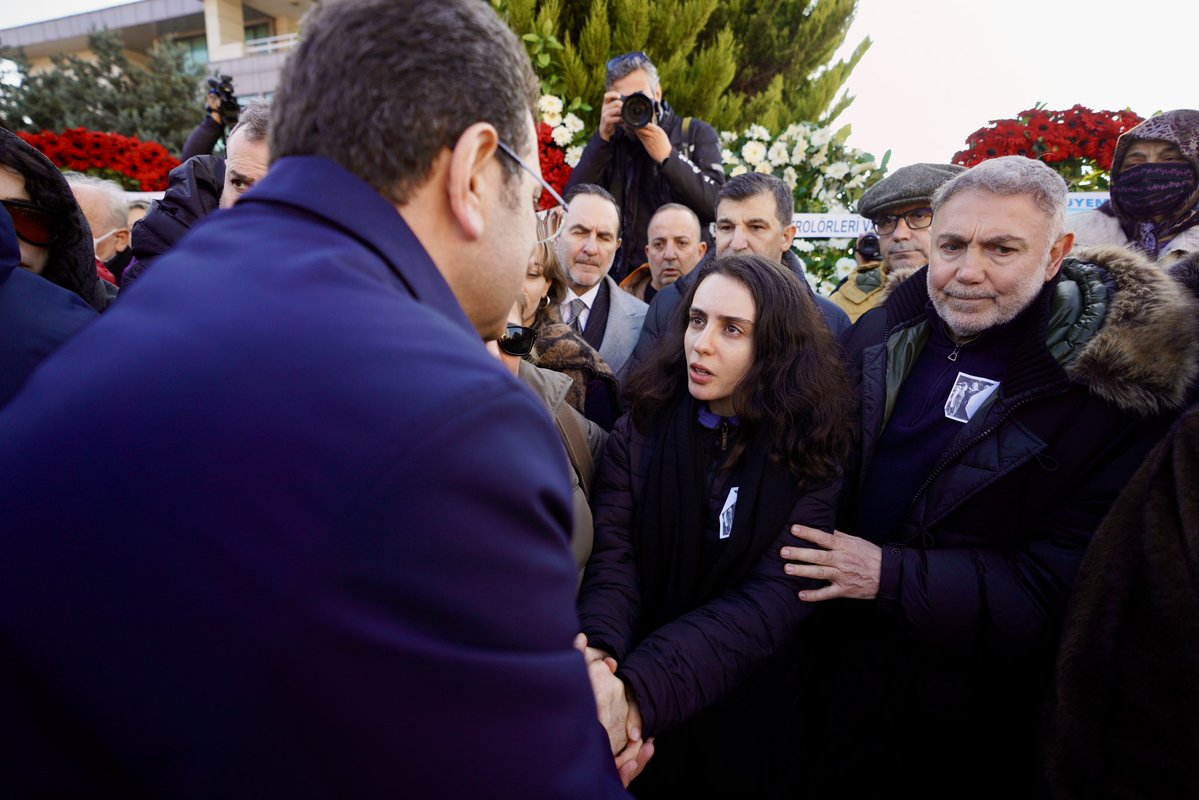 Trajik Yangında Hayatını Kaybeden Türkmen Ailesine Son Veda