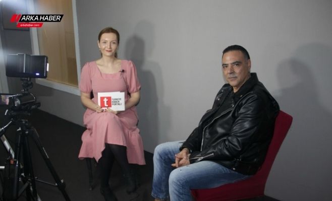 Ozan Orhon İçini Eylül Aşkın'a Döktü