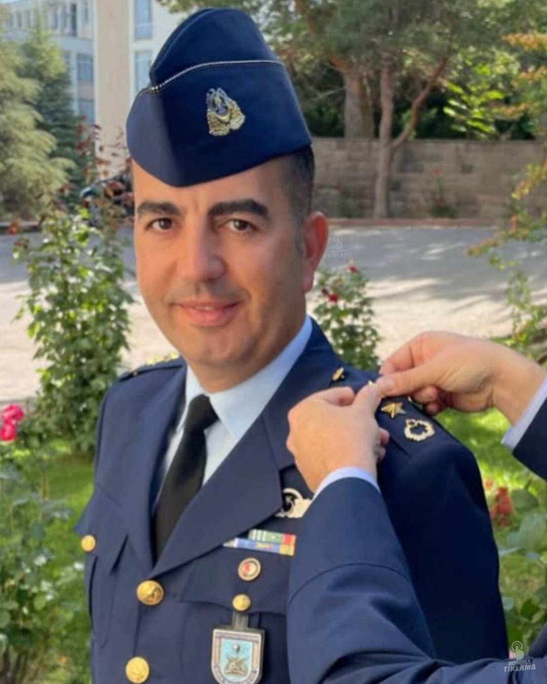 Şehit Pilot Yarbay Gökhan Korkmaz, gözyaşları ve dualarla uğurlandı