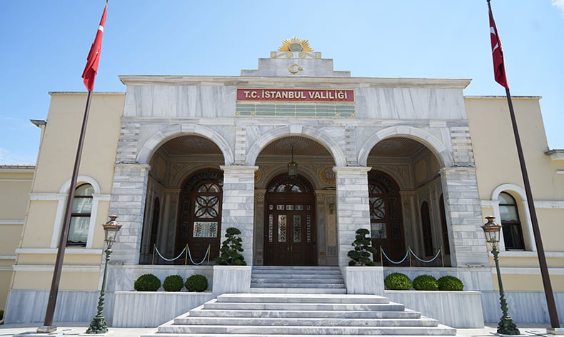 İstanbul Valiliği’nden Enrico Macias Konseri Öncesi Yasak Kararı